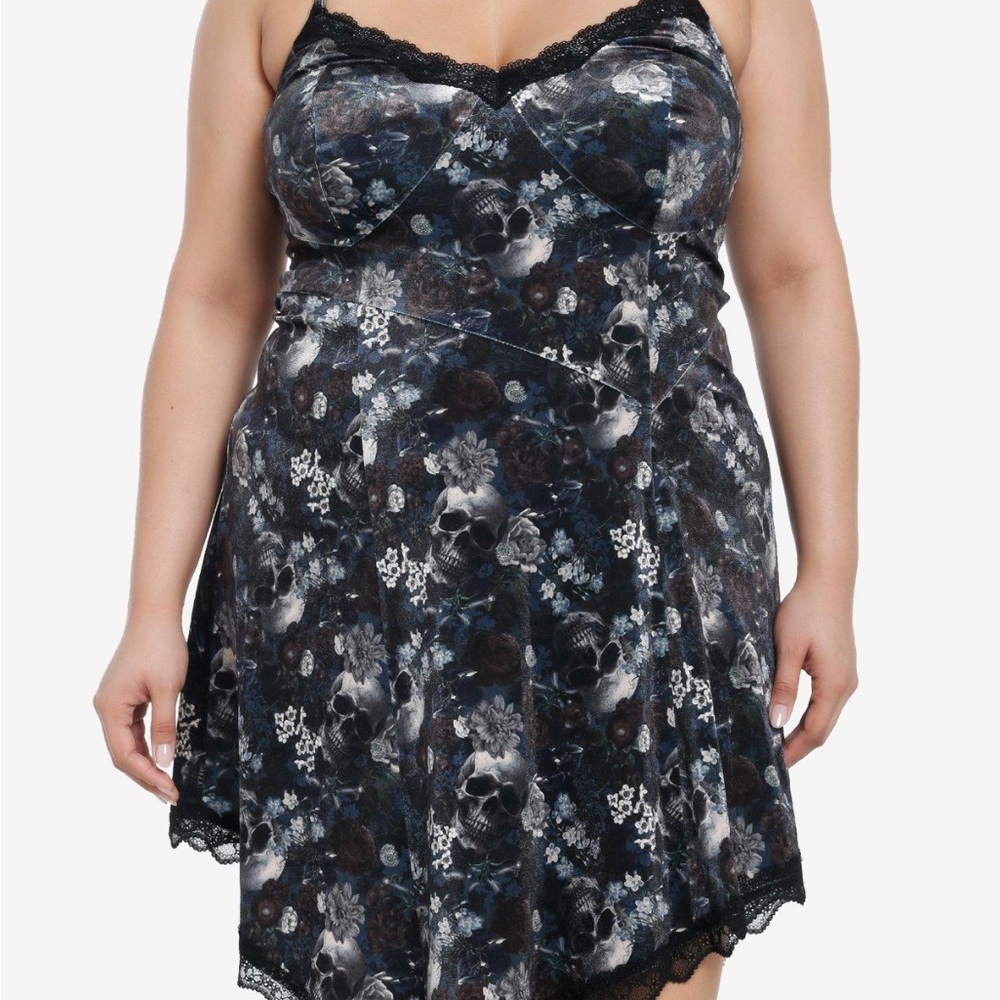 Thorn & Fable Floral Skulls Asymmetrical
Dress